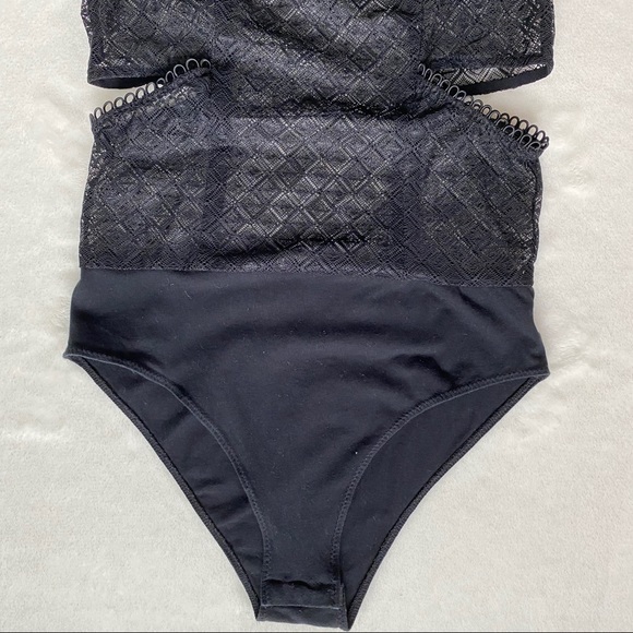 Zara Black Lace Mesh Bodysuit - Picture 5 of 14
